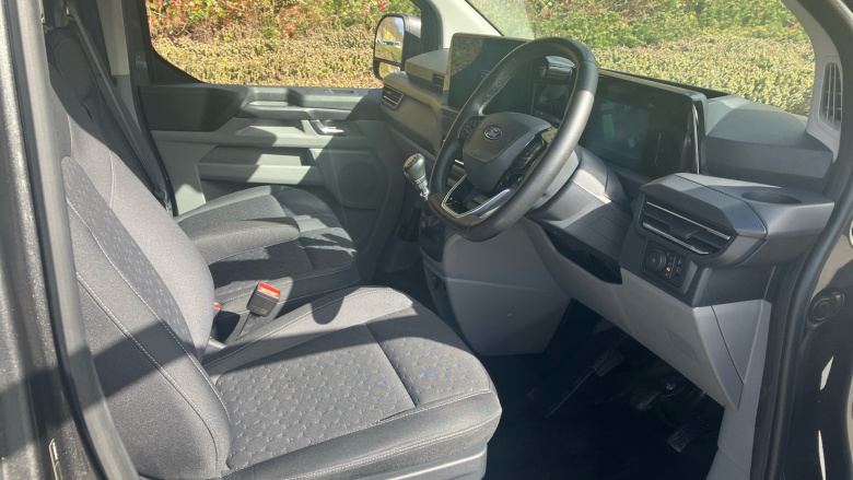 Ford Transit Custom 300 L2 Diesel Fwd 2.0 EcoBlue 136ps H1 Van Limited